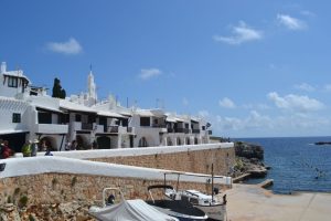 Menorca: Book your guided tour of Mahon including boat trip