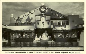 Holsum Bakery 1949 Christmas Display