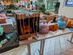 Halloween pumpkin contest